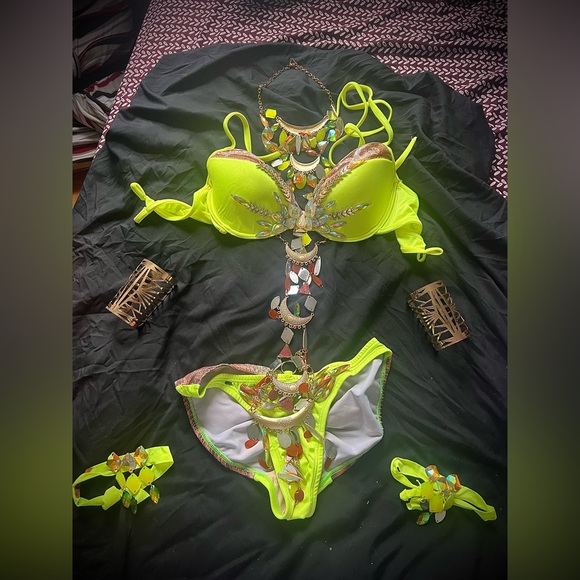 Caribana 2016 carnival nationz costume - Picture 1 of 4